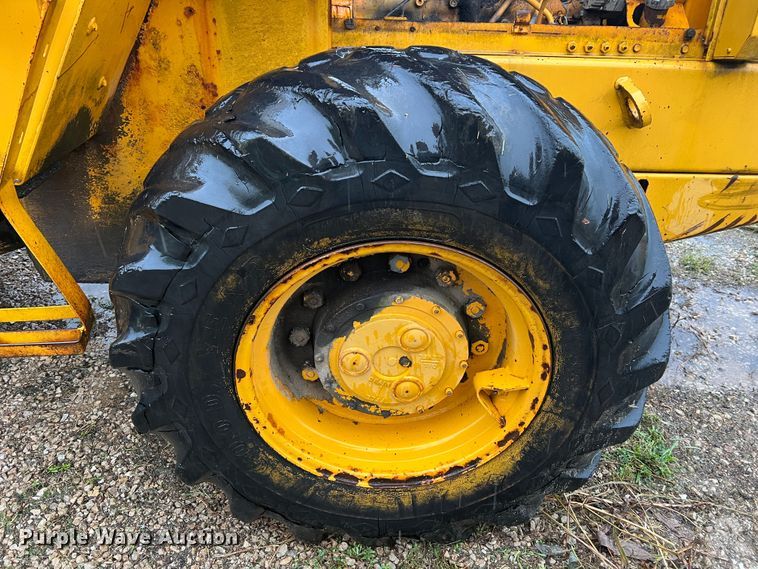 image for item JM9138 1985 Kobelco LK300A  wheel loader