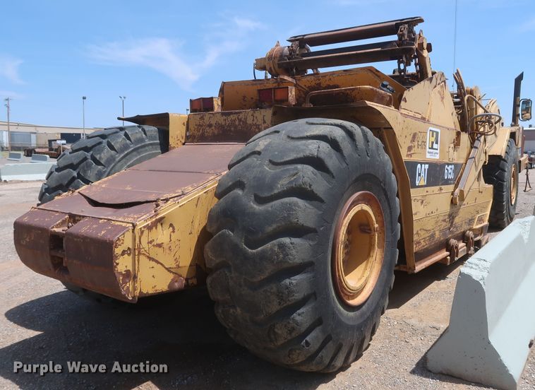 image for item JR9401 1996 Caterpillar 615C Series II  elevating scraper