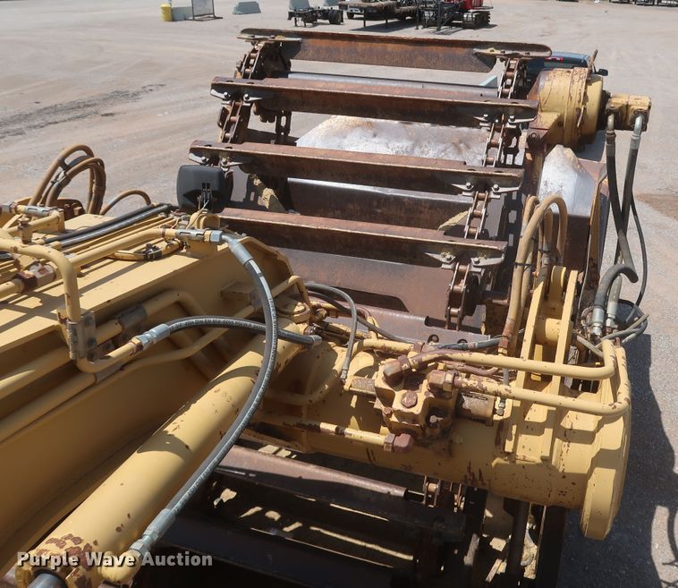 image for item JR9401 1996 Caterpillar 615C Series II  elevating scraper