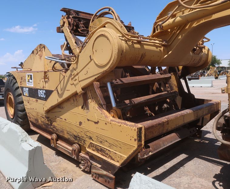 image for item JR9401 1996 Caterpillar 615C Series II  elevating scraper