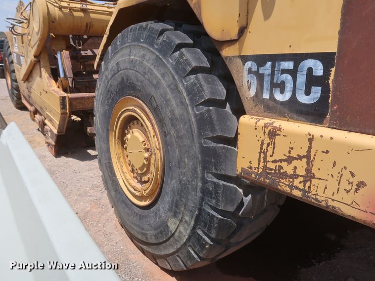 image for item JR9401 1996 Caterpillar 615C Series II  elevating scraper