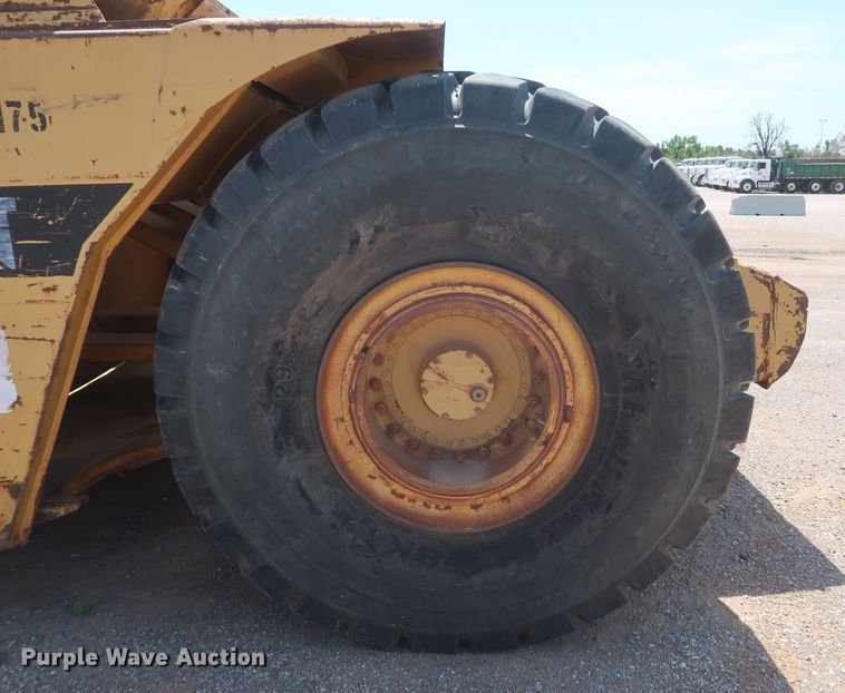 image for item JR9401 1996 Caterpillar 615C Series II  elevating scraper