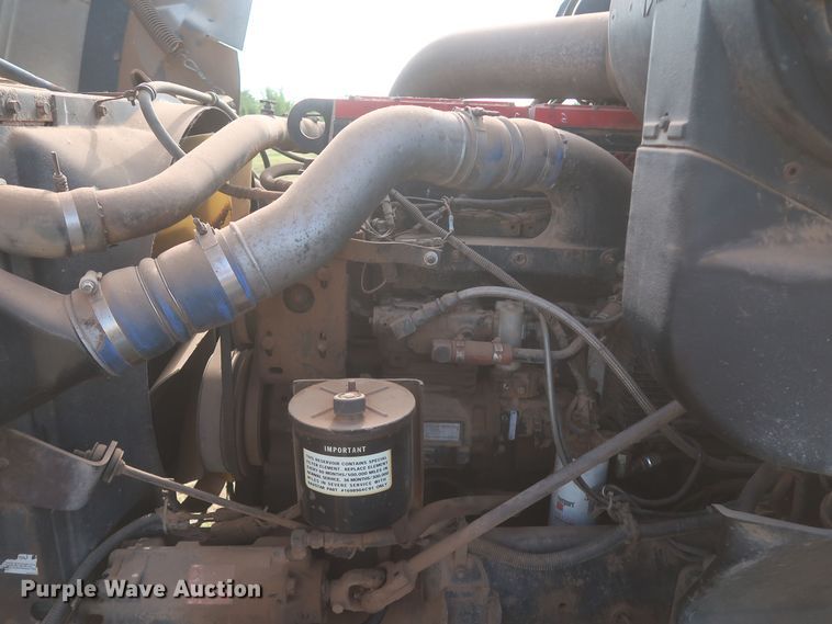 image for item JR9430 1999 International 9200  dump truck