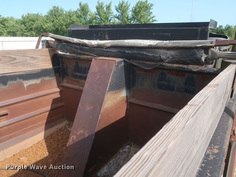 image for item JR9430 1999 International 9200  dump truck