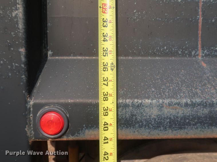 image for item JR9430 1999 International 9200  dump truck