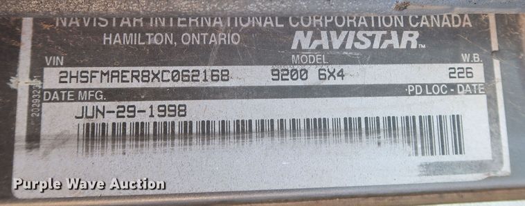 image for item JR9430 1999 International 9200  dump truck