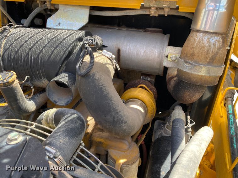 image for item JW9455 2006 John Deere 320  skid steer loader