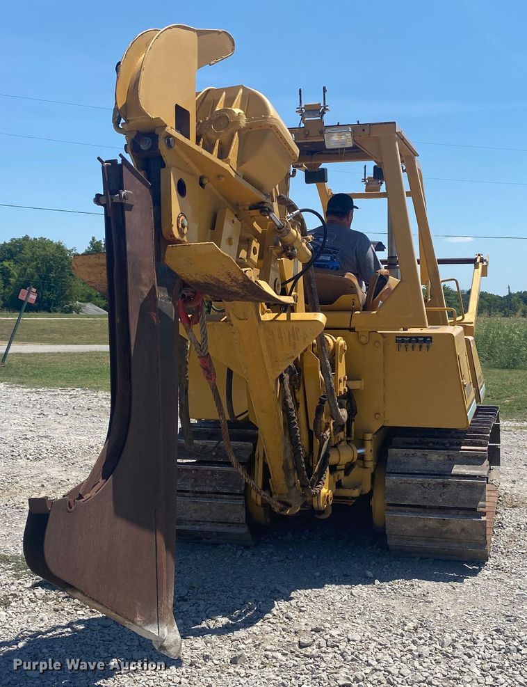 image for item JW9468 1993 Vermeer Flextrak 115  cable plow