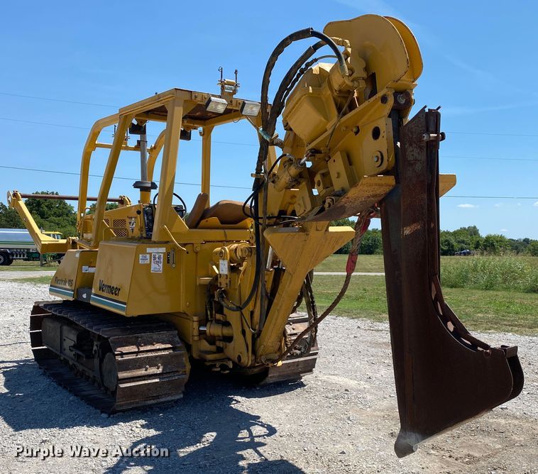 image for item JW9468 1993 Vermeer Flextrak 115  cable plow