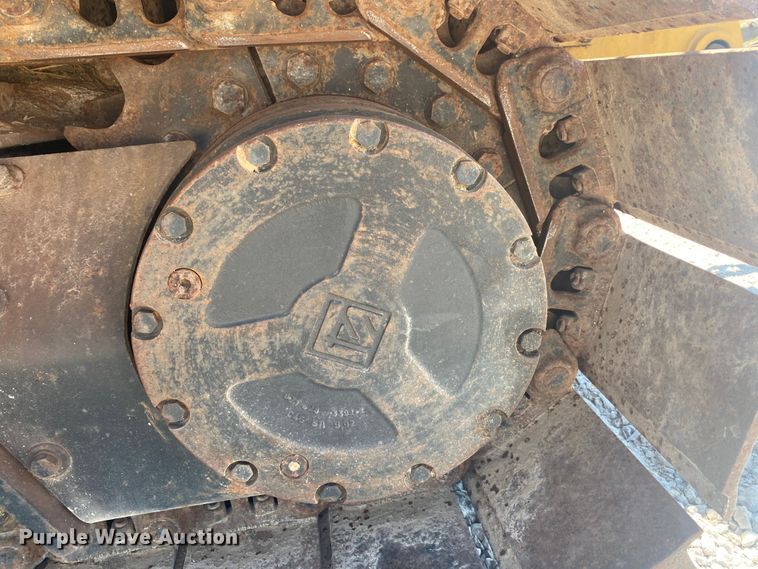 image for item JW9468 1993 Vermeer Flextrak 115  cable plow