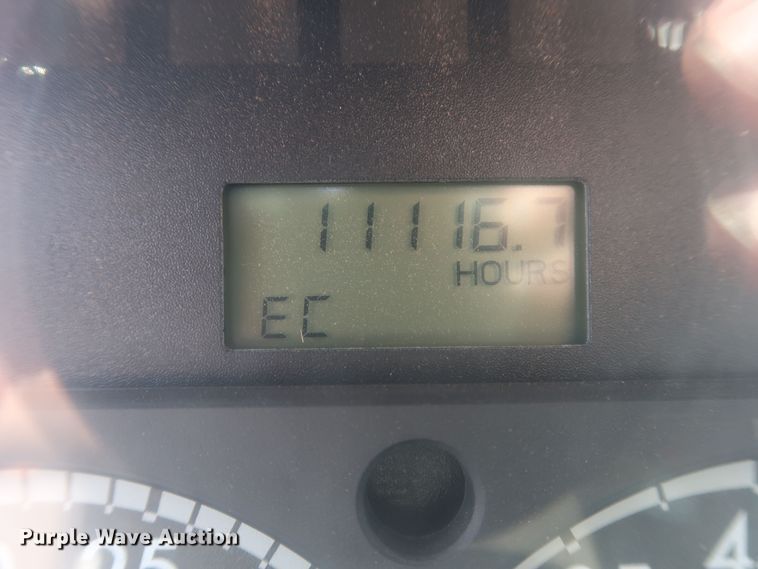 image for item JX9219 2007 Sterling L7500  oil distributor truck