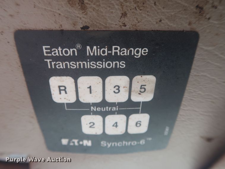 image for item JX9219 2007 Sterling L7500  oil distributor truck