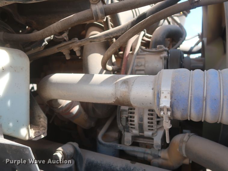 image for item JX9219 2007 Sterling L7500  oil distributor truck