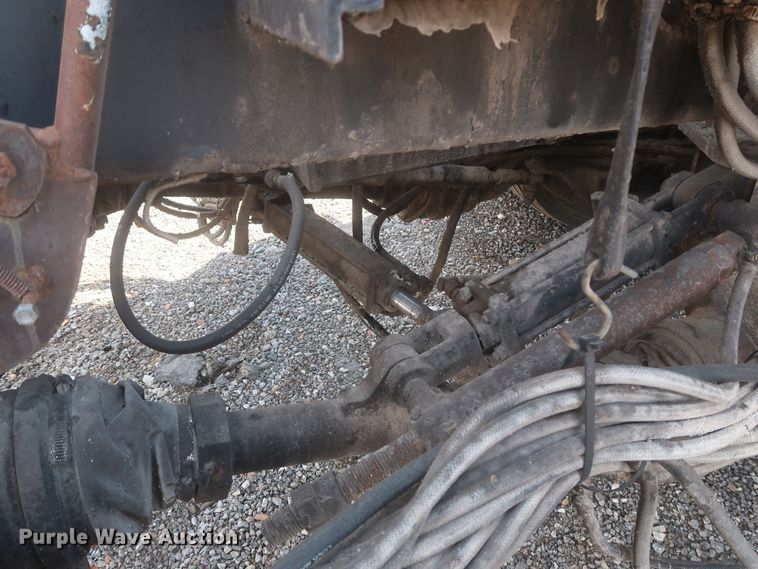 image for item JX9219 2007 Sterling L7500  oil distributor truck