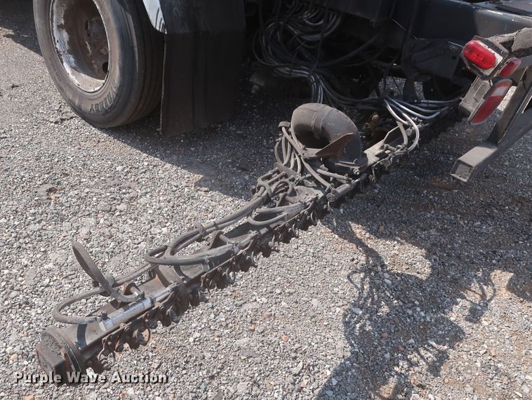 image for item JX9219 2007 Sterling L7500  oil distributor truck