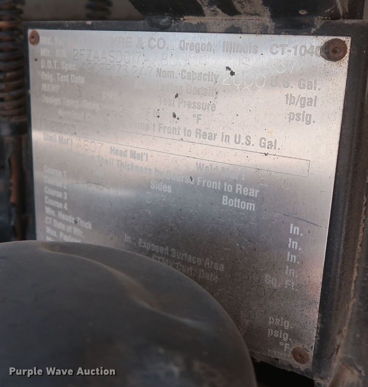 image for item JX9219 2007 Sterling L7500  oil distributor truck