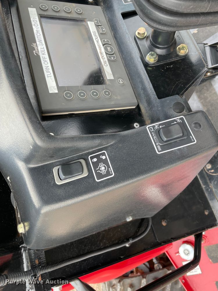 image for item JX9221 2015 Toro RT1200  cable plow