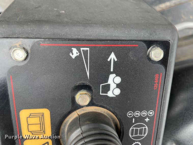 image for item JX9221 2015 Toro RT1200  cable plow