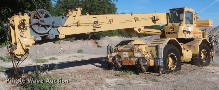 image for item JX9229 1982 Grove RT630  crane