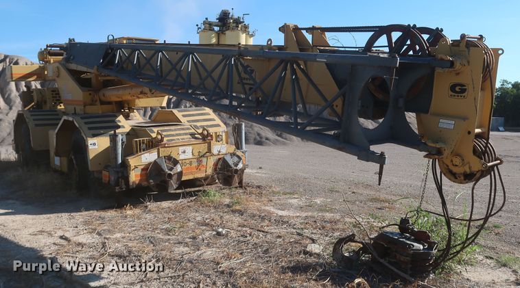 image for item JX9229 1982 Grove RT630  crane