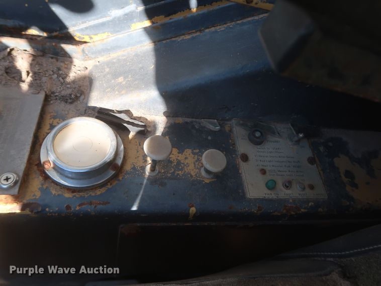 image for item JX9229 1982 Grove RT630  crane