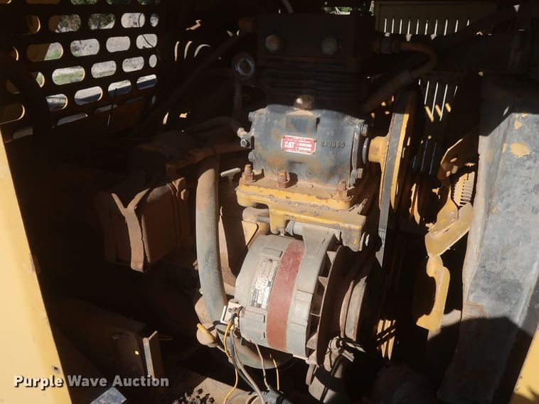 image for item JX9229 1982 Grove RT630  crane