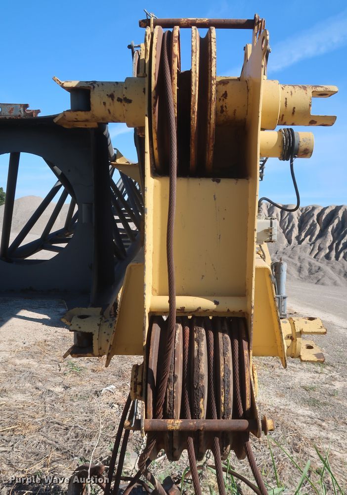 image for item JX9229 1982 Grove RT630  crane