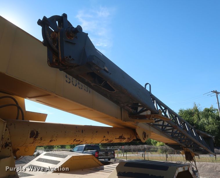 image for item JX9229 1982 Grove RT630  crane