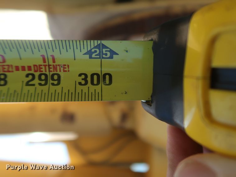 image for item JX9229 1982 Grove RT630  crane