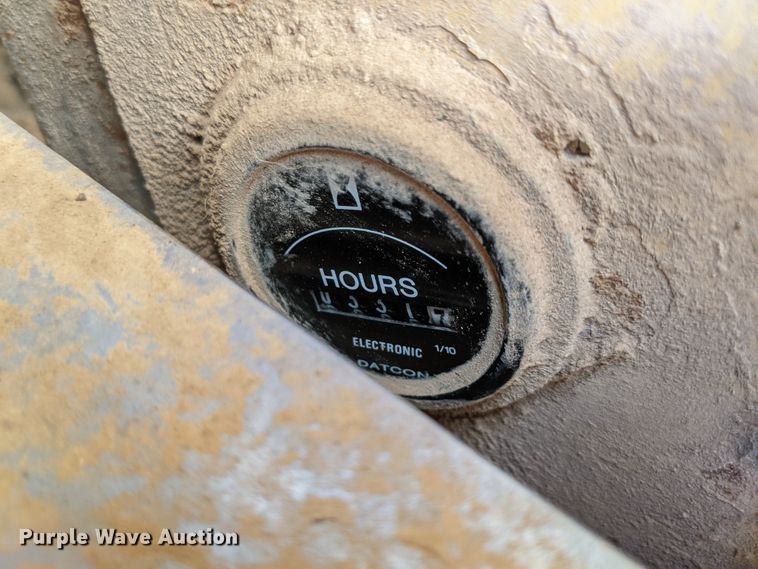 image for item JX9229 1982 Grove RT630  crane