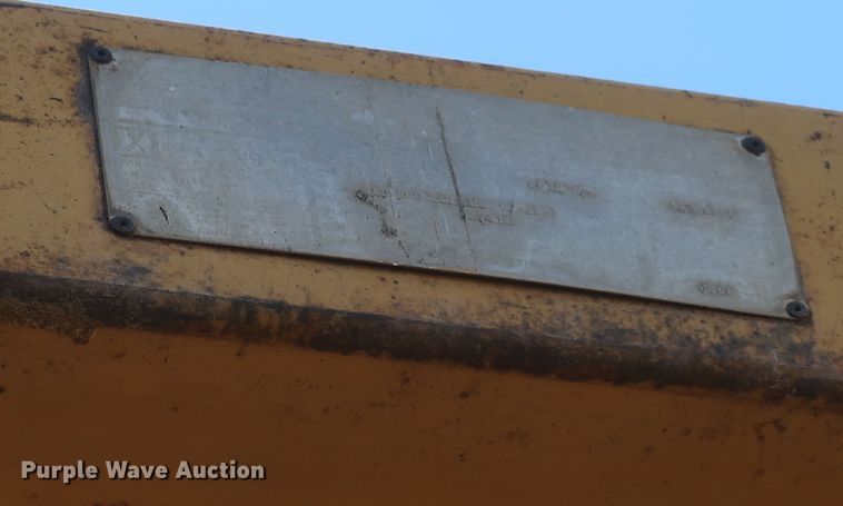 image for item JX9230 1984 Caterpillar D8K  crawler tractor