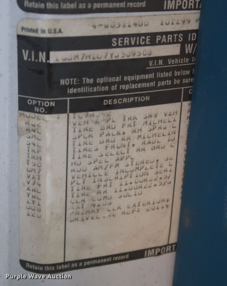 image for item JX9231 2000 GMC C7500  oil distributor truck