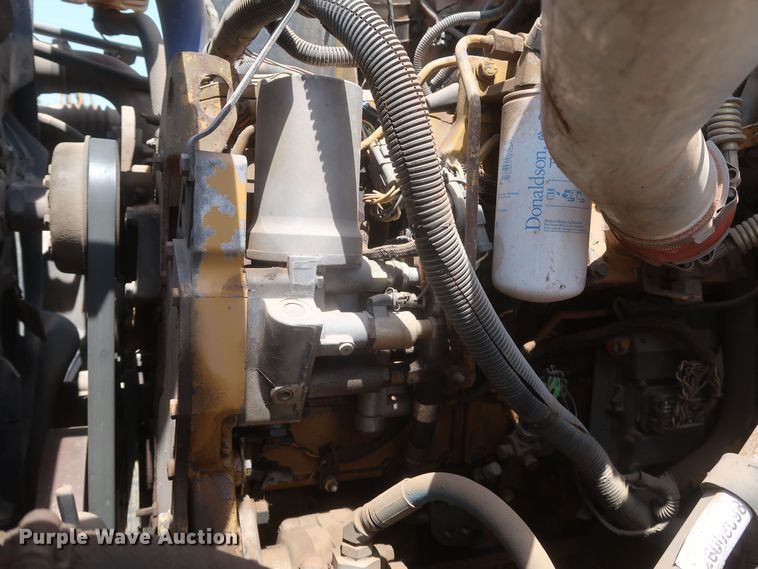 image for item JX9232 1998 Chevrolet C7500  fuel / lube truck