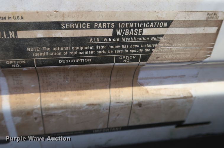 image for item JX9232 1998 Chevrolet C7500  fuel / lube truck