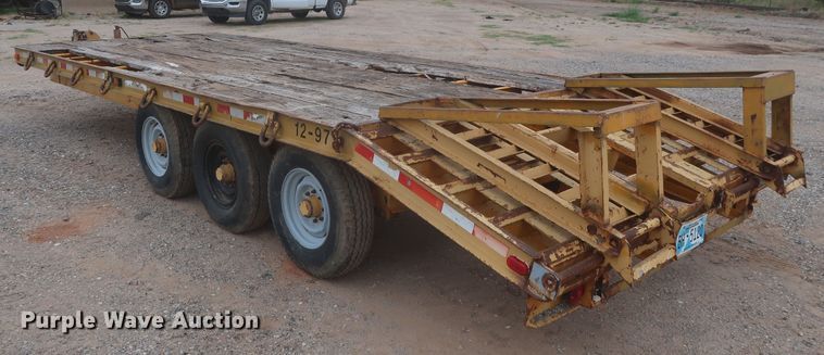 image for item JX9239 2002 Belshe  equipment trailer