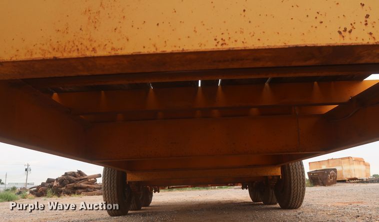 image for item JX9239 2002 Belshe  equipment trailer