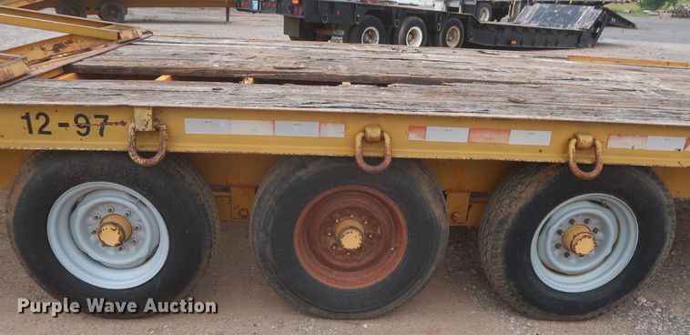 image for item JX9239 2002 Belshe  equipment trailer