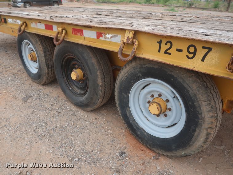 image for item JX9239 2002 Belshe  equipment trailer