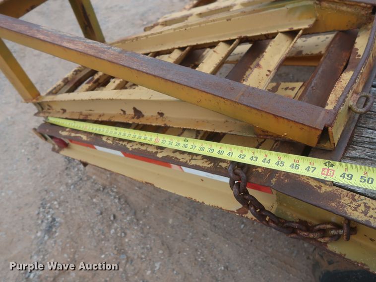 image for item JX9239 2002 Belshe  equipment trailer