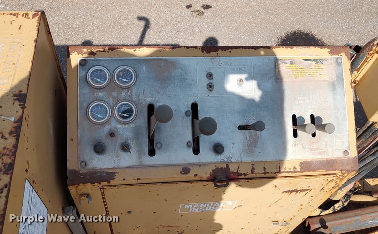 image for item JX9241 Caterpillar TC-250  texture curing machine