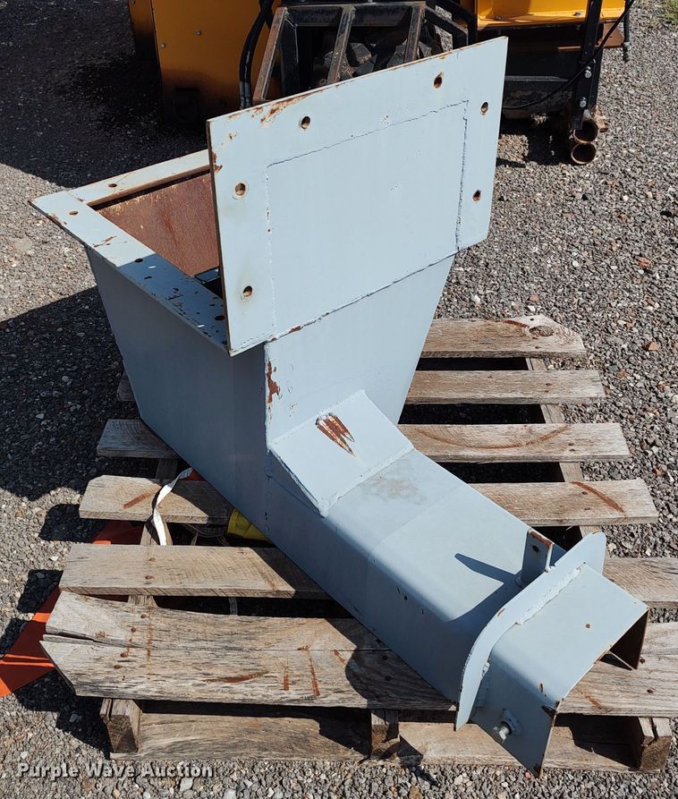 image for item JX9242 Curb Dog CD3300  curb machine