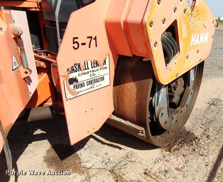 image for item JX9243 2002 Hamm HD130  double drum vibratory roller