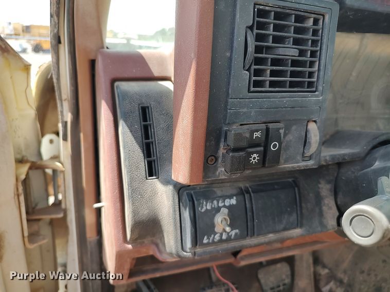 image for item JX9245 1993 Chevrolet Kodiak C5500  tank truck