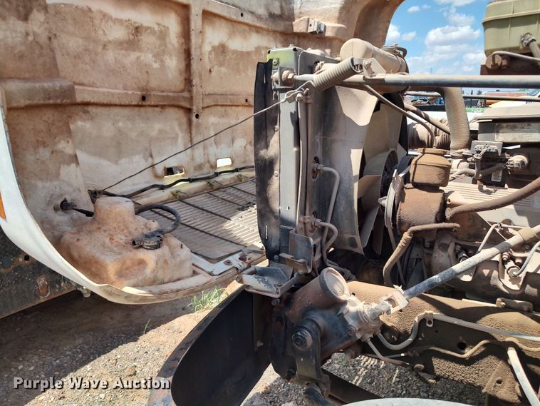 image for item JX9245 1993 Chevrolet Kodiak C5500  tank truck