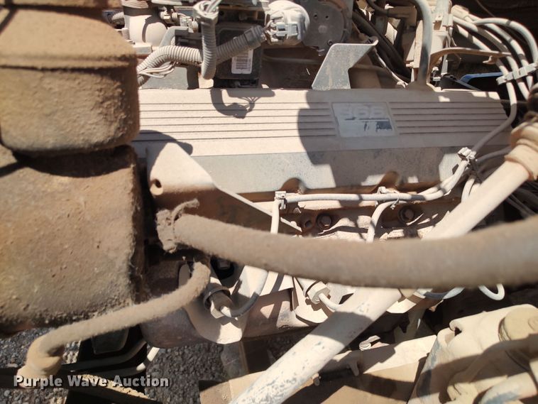 image for item JX9245 1993 Chevrolet Kodiak C5500  tank truck