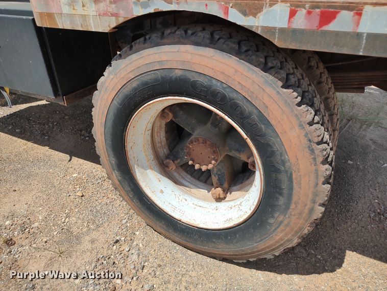 image for item JX9245 1993 Chevrolet Kodiak C5500  tank truck