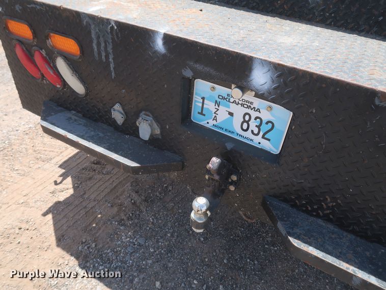 image for item JX9252 1998 Ford F700  utility / service truck