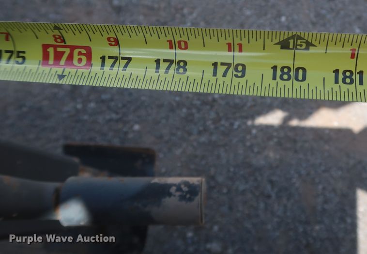 image for item JX9252 1998 Ford F700  utility / service truck