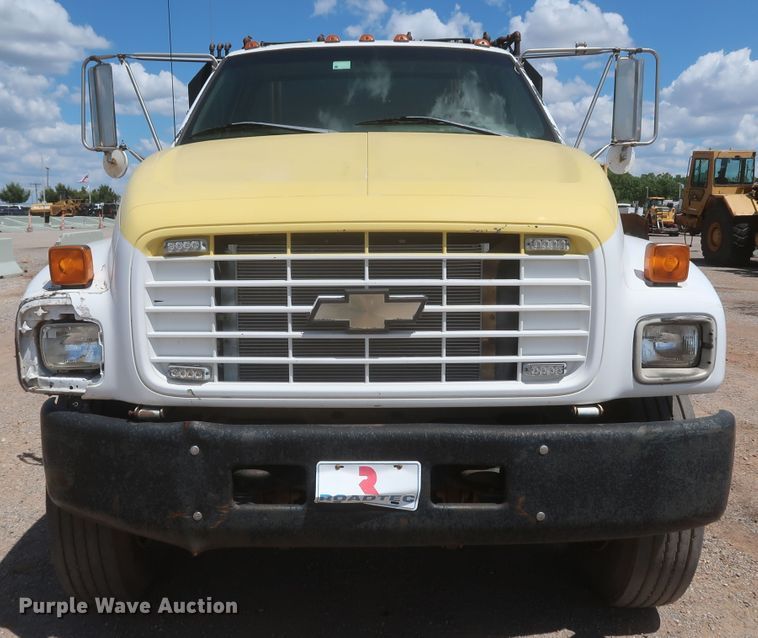 image for item JX9254 1998 Chevrolet C7500  utility / service truck