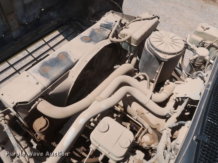 image for item JX9254 1998 Chevrolet C7500  utility / service truck